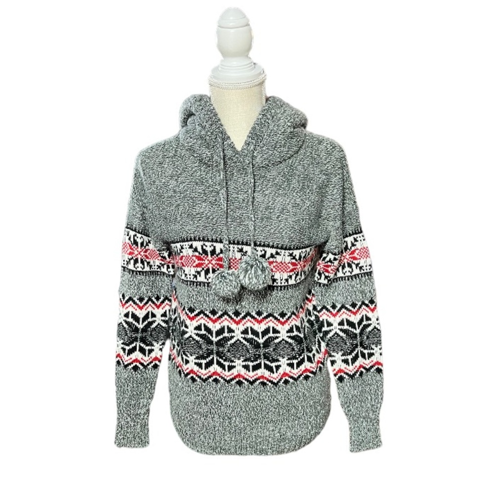 Kismet sweater. ‎ Hooded.